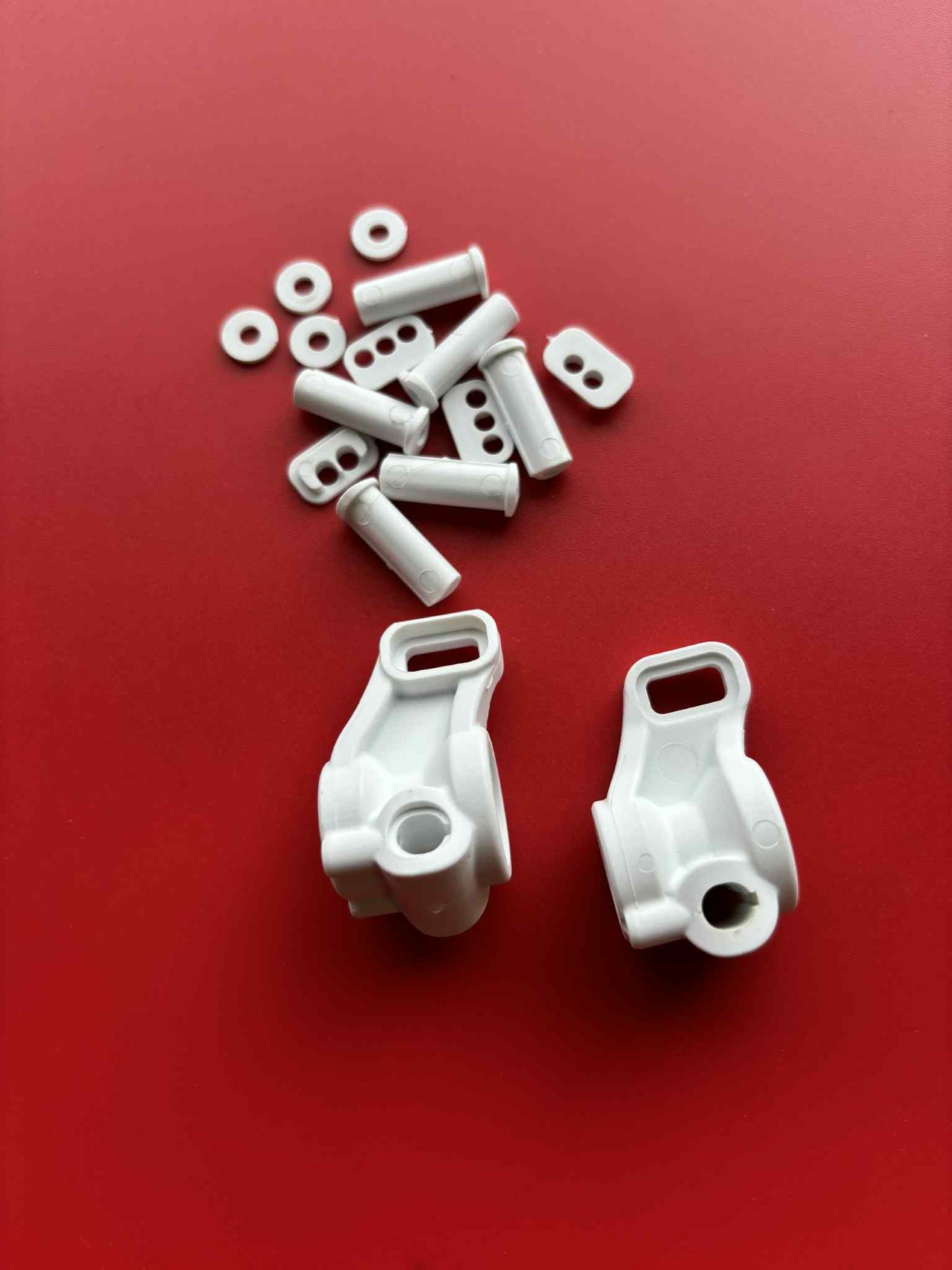 B-Five Rear Hubs PAIR White Will Fit RC10B5