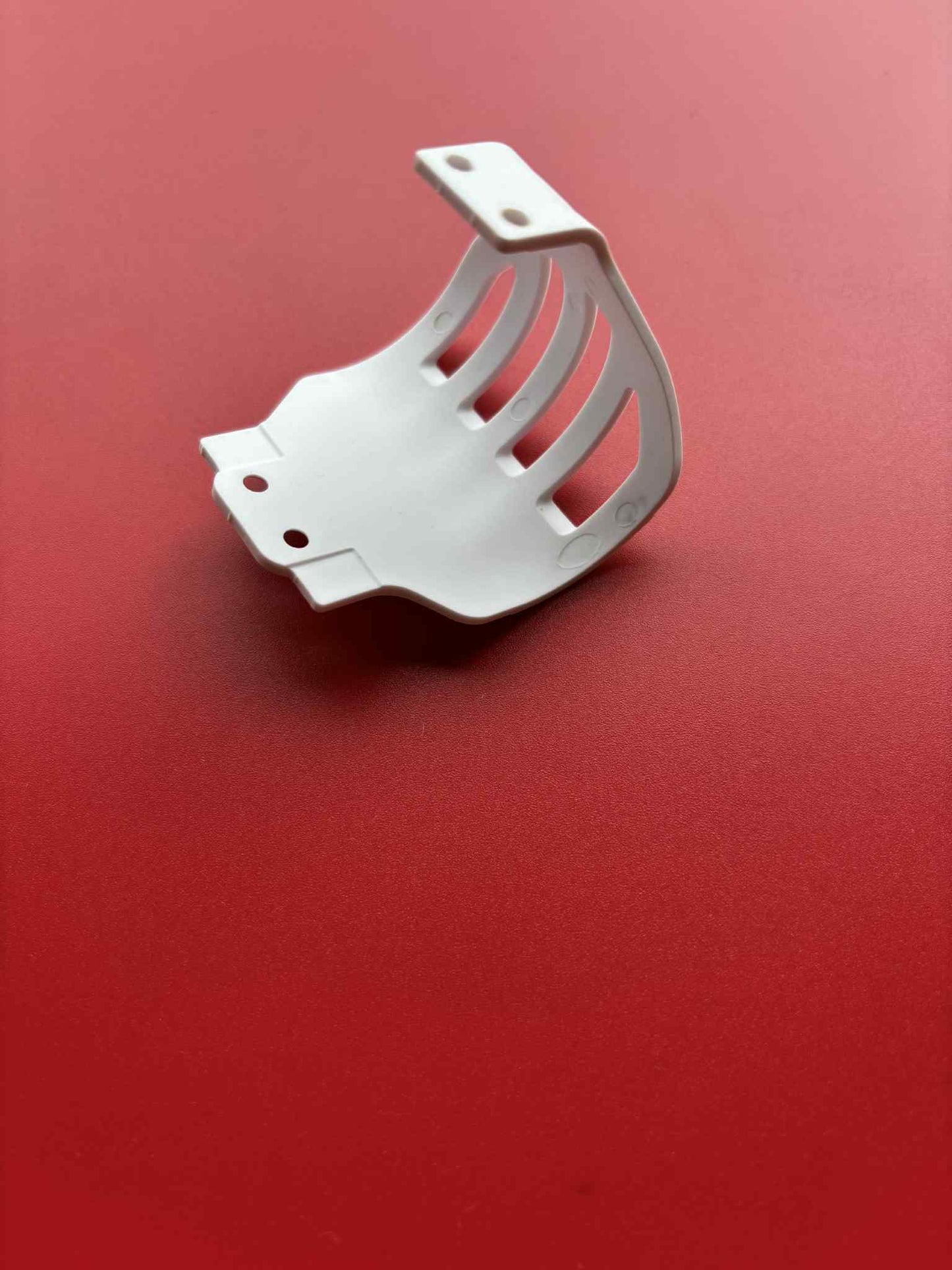 B-Five Rear Gearbox Guard White Will Fit RC10B5