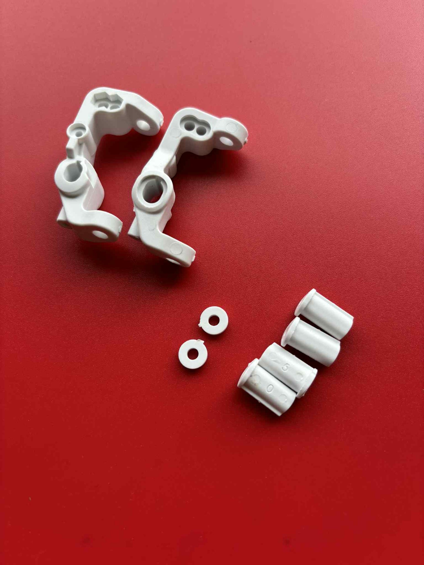 B-Five Front C-Hubs White Caster Block Will Fit RC10B5