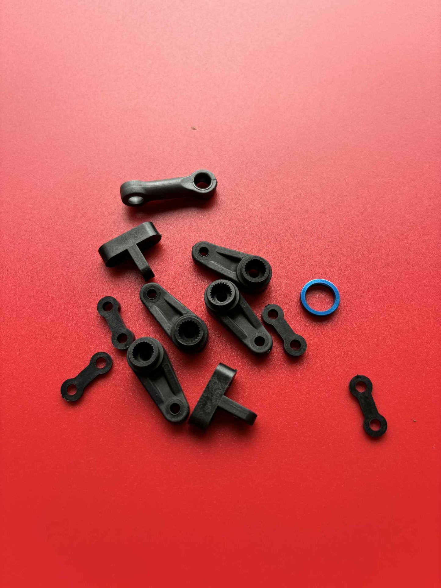 B-Five Servo Arms & Fitting Spacer Kit Black Arm Will Fit RC10B5