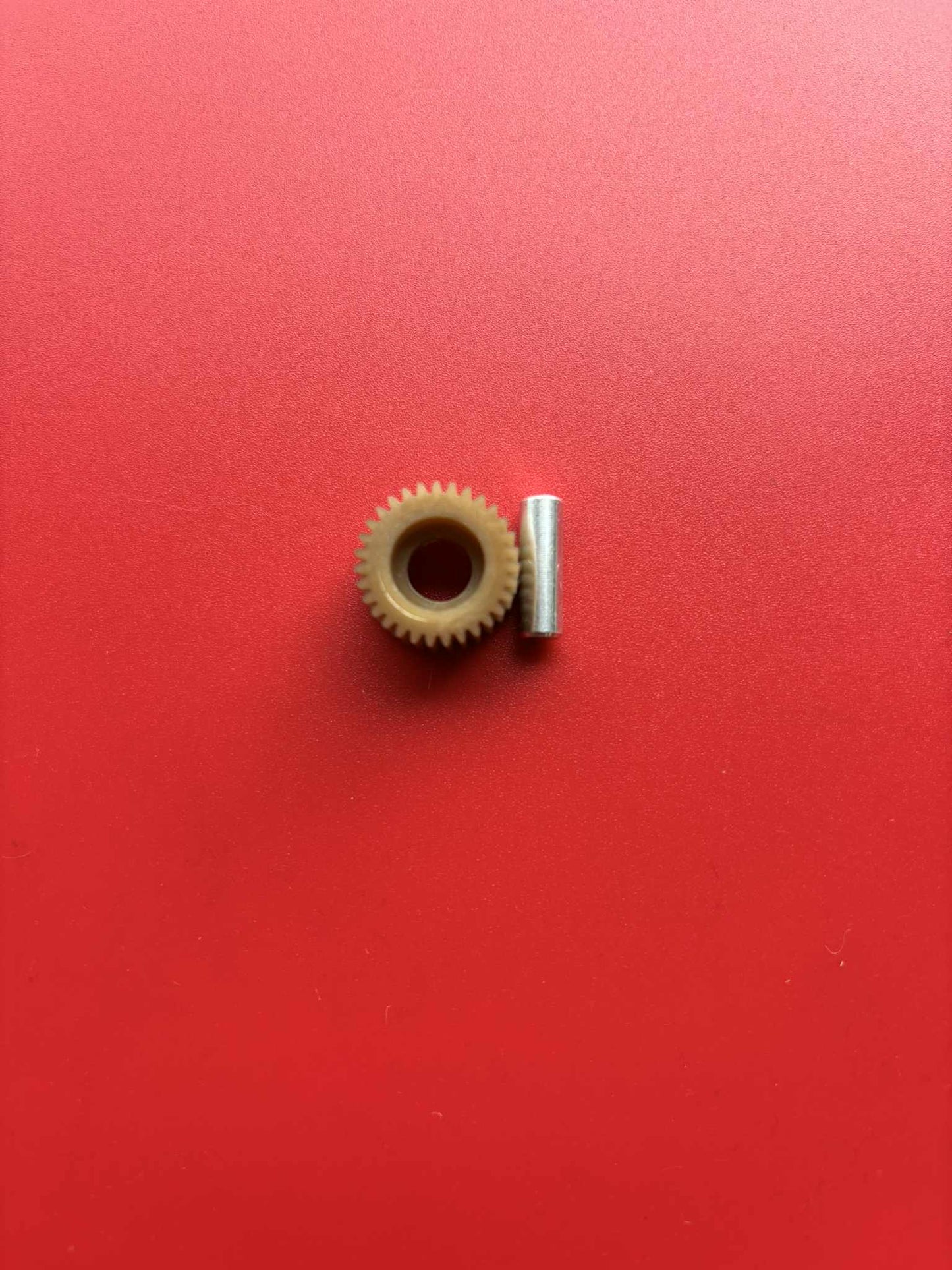 B-Five Idler Gear And Shaft Will Fit RC10B5
