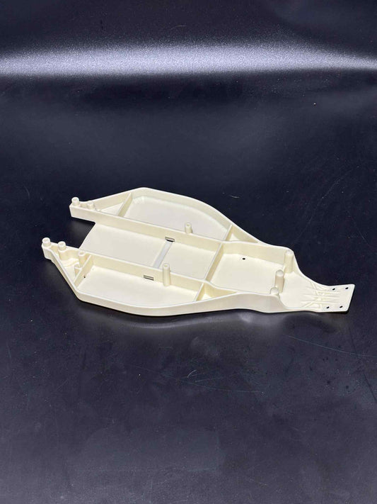 Main Chassis B4 White Neutral, Dyeable FR4-019 N