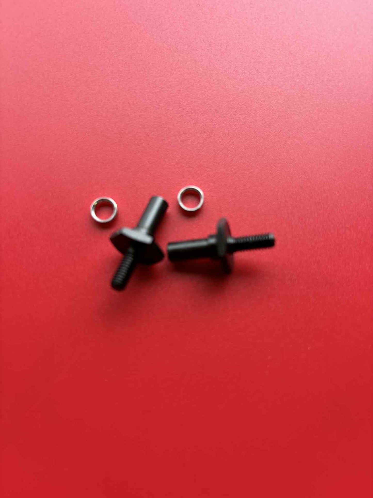 B-Five Front Wheel Axles & Bearing Spacer Will Fit RC10B5