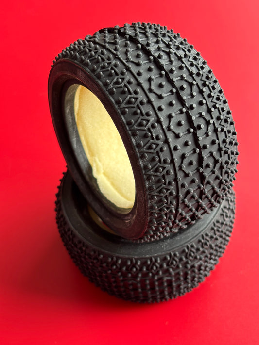 Rear Tyres Med Compound With Inserts