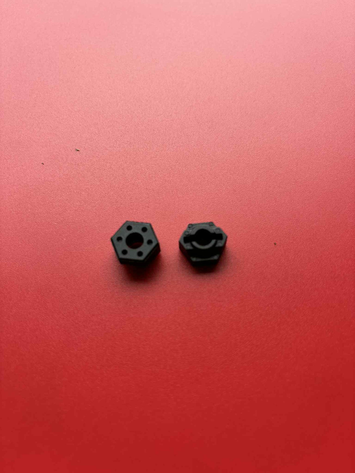 B-Five Rear Wheel Hexes Black Will Fit RC10B5