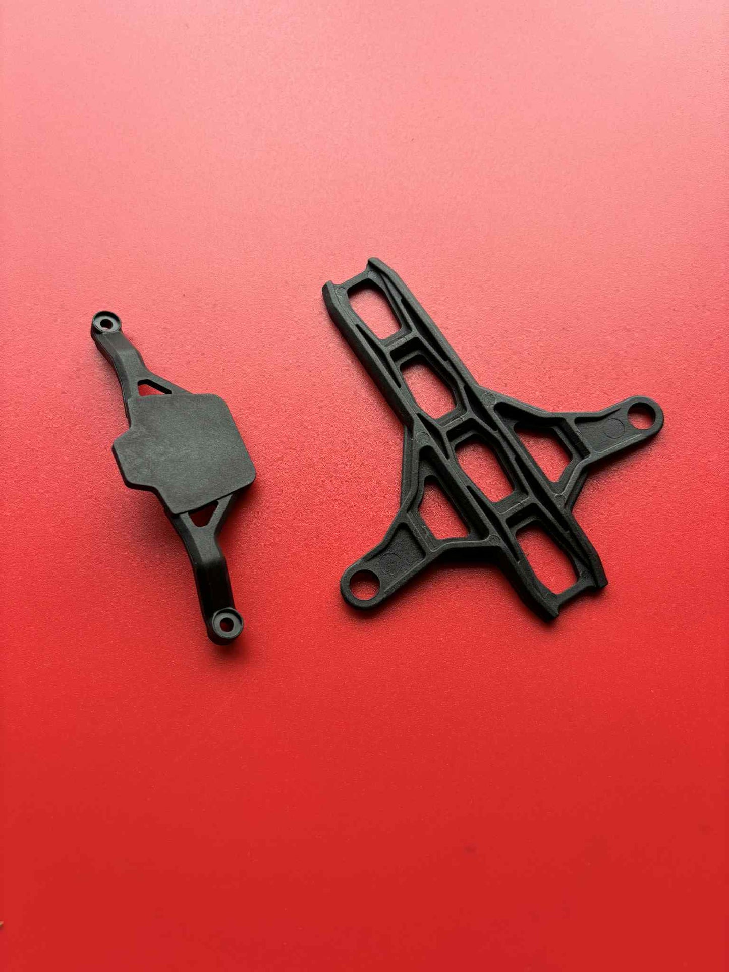 B-Five Battery Strap & Receiver Mount Black Will Fit RC10B5